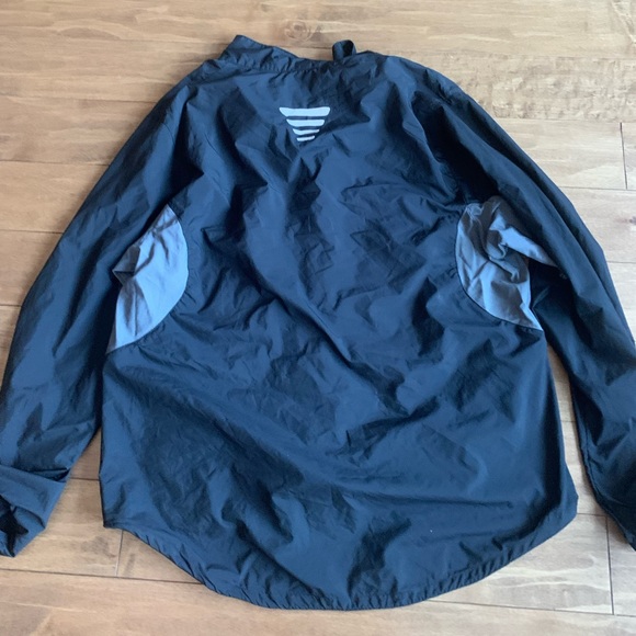 Reebok Lightweight Breathable Zip Jacket - Picture 4 of 4